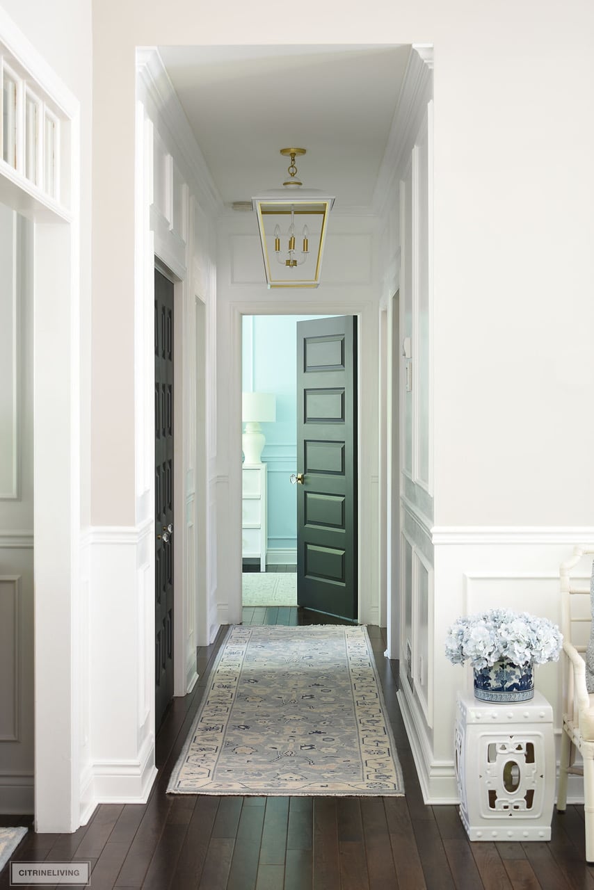 tips for an elegant home and hallway decor