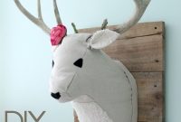 DIY Plush Deer Head Wall Mount Tutorial and Pattern