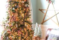 Rustic Plaid and Burlap Christmas Tree Decor