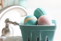 How to Make Bath Bombs with Printable Gift Tags
