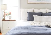 12 Stylish Ways to Decorate the Wall Above Your Bed