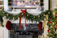 Red, White and Gold Christmas Decor Ideas