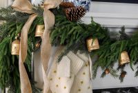Holiday Kitchen: Christmas Ribbon Ideas and Red Plaid Tree