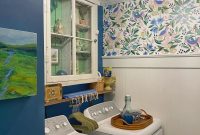 Cozy Winter Decor: Classic Trends and Creative Wallpaper Ideas