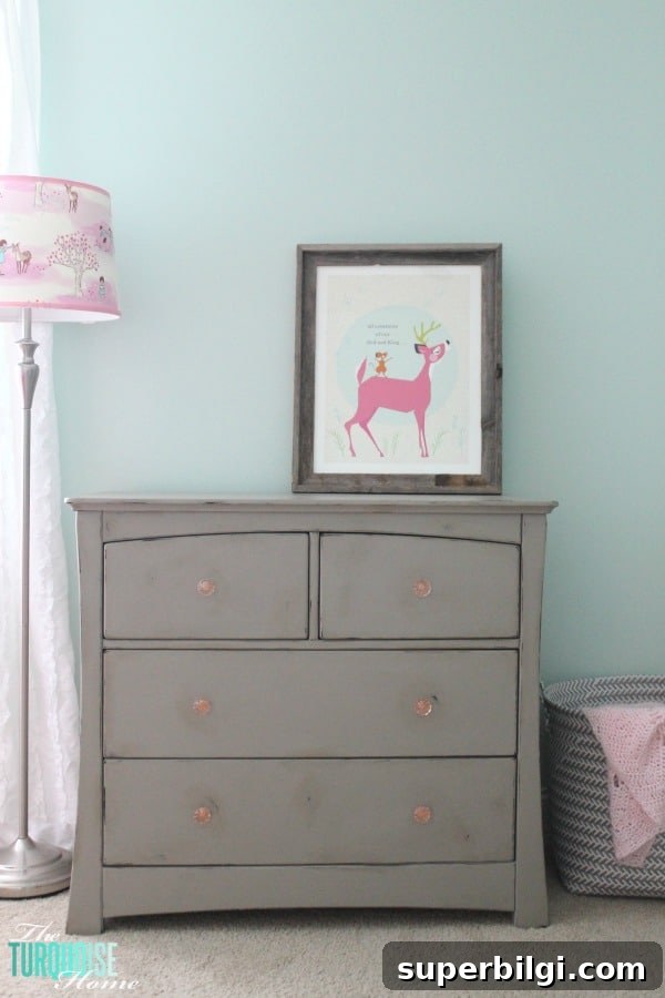 DIY Gray Chalk Paint Dresser Makeover 8 Gray Chalk Paint Dresser Makeover | TheTurquoiseHome.com