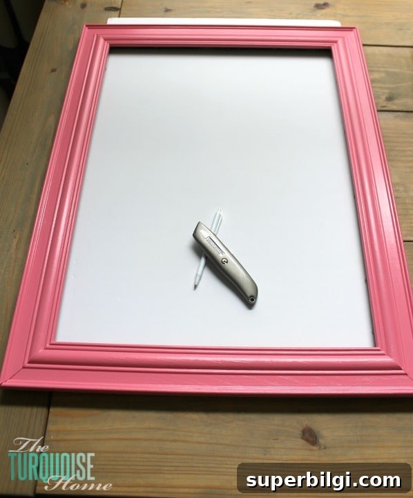 DIY Burlap Jewelry Organizer with Gold and Pink Accents 4 DIY Gold, Pink & Burlap Accessories Holder | TheTurquoiseHome.com