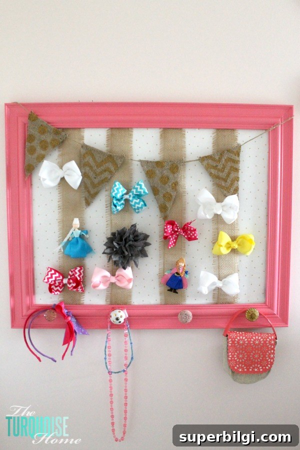 DIY Burlap Jewelry Organizer with Gold and Pink Accents 9 DIY Gold, Pink & Burlap Accessories Holder | TheTurquoiseHome.com