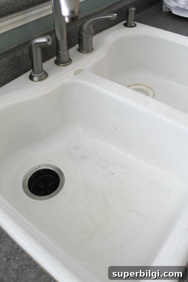 DIY Gentle Body and Face Scrub Recipe for Smooth Skin 4 Before I found this all-natural DIY soft scrub, my husband thought my kitchen sink was an off-white color. But since discovering this amazing cleaning product (made with only 3 ingredients), I've cleaned my sink every day. It's whiter than when I used bleach on it! Get the recipe via TheTurquoiseHome.com