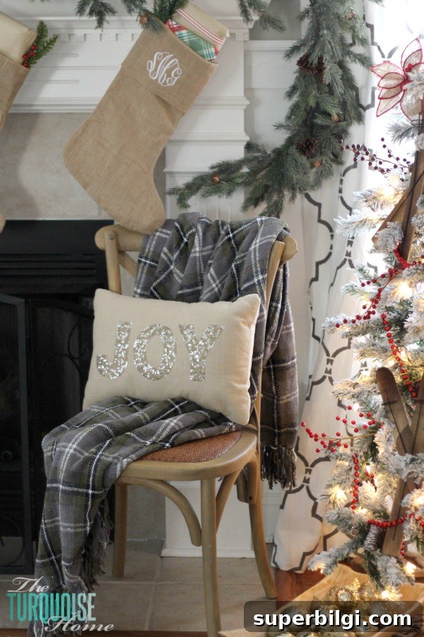 Merry Christmas Home Tour: Cozy Holiday Decorating Ideas 11 A Traditional Christmas Home Tour at TheTurquoiseHome.com