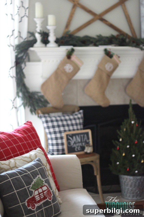 Merry Christmas Home Tour: Cozy Holiday Decorating Ideas 12 A Traditional Christmas Home Tour at TheTurquoiseHome.com
