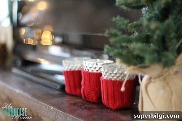 Merry Christmas Home Tour: Cozy Holiday Decorating Ideas 14 A Traditional Christmas Home Tour at TheTurquoiseHome.com