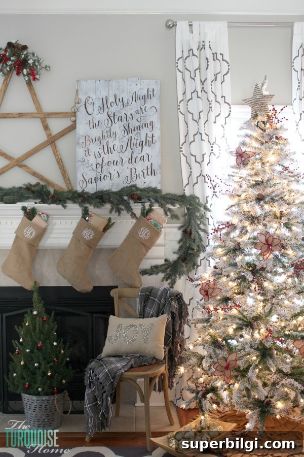 Merry Christmas Home Tour: Cozy Holiday Decorating Ideas 3 A Traditional Christmas Home Tour at TheTurquoiseHome.com