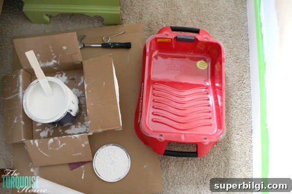 How to Paint a Room Like a Pro in 5 Steps 6 Painting a Room: Rolling the Wall