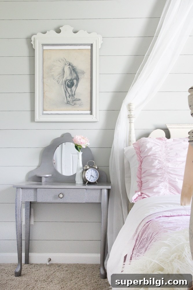 15+ Large Wall Decor Ideas That Make a Statement 18 Faux shiplap wall idea