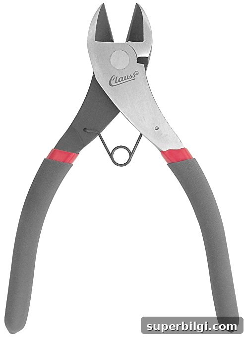 15 Gift Ideas for Beginner DIYers: Tools They'll Actually Use 14 Floral wire cutters are a definitely must-have tool for the Crafter! | Top 15 Best Gifts for the Beginner DIYer