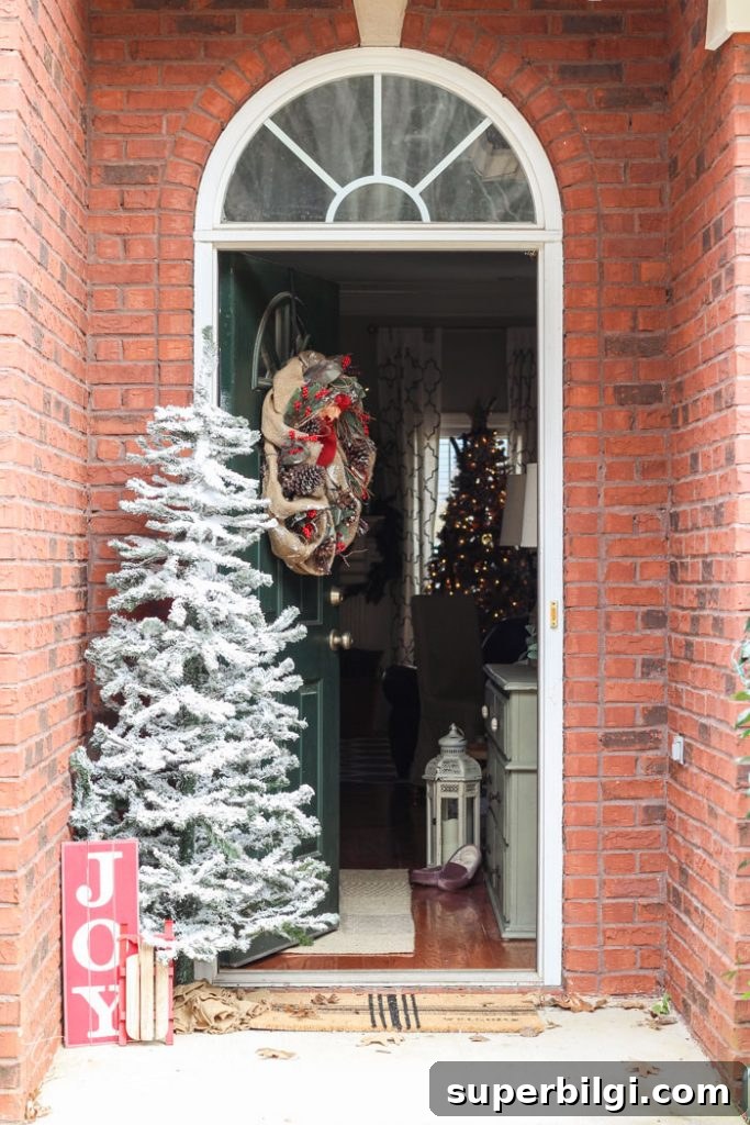 Christmas Decorating Ideas to Transform Your Home 2 A simple Christmas front stoop