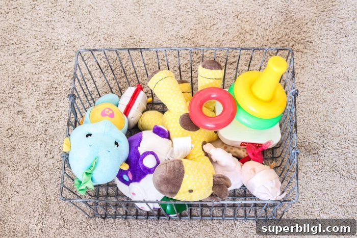 6 Smart Ways to Declutter Kids' Toys and Playrooms 6 6 Tips for Keeping Toy Clutter in Check! | 30 Days to Less of a Hot Mess