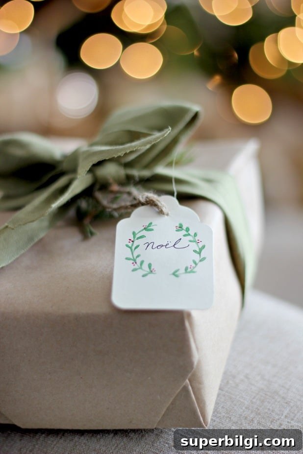 Free Printable Christmas Gift Tags to Personalize Presents 10 Free printable Christmas gift tags!