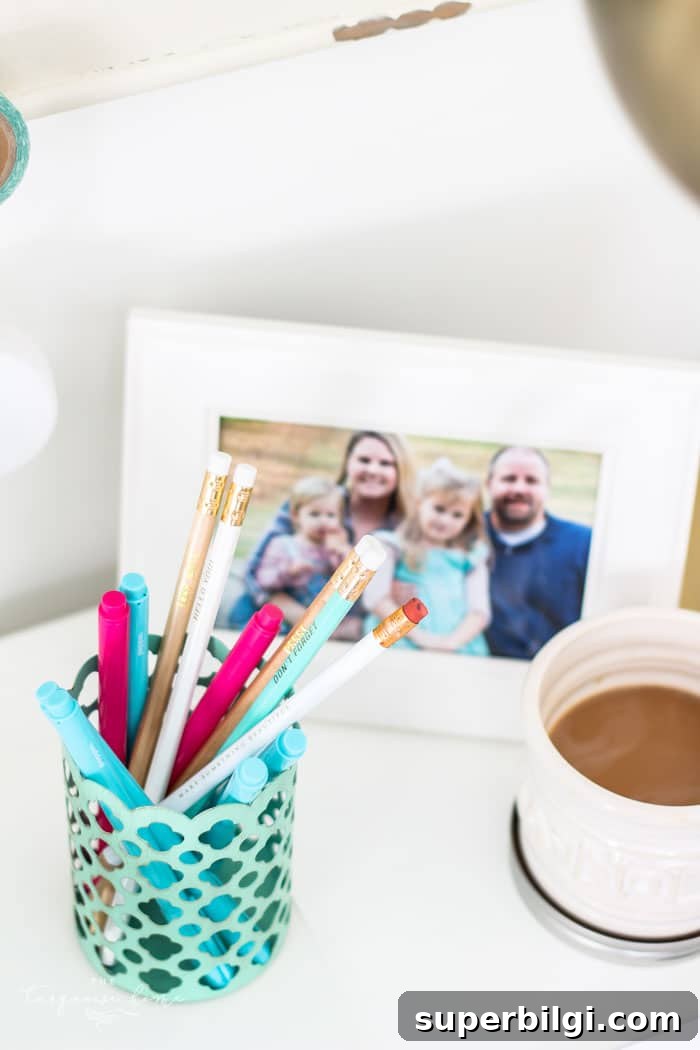 Day 30: How to Declutter Your Heart and Reduce Chaos 4 People are what's important. Tips for decluttering your heart.| 30 Days to Less of a Hot Mess Challenge