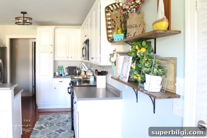 Simply gorgeous navy and turquoise in this summer home tour. Inspiration to create a home you love! | My Summer House