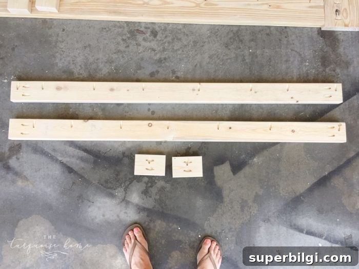 DIY Farmhouse Bench: Build One for Under $40 6 Amazing!! Build this DIY Farmhouse Bench for less than $40!