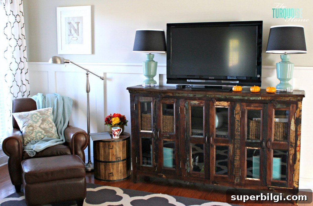 Fall Home Tour: Festive Autumn Decorating Ideas 20 Happy Fall-i-Days Home Tour | TheTurquoiseHome.com