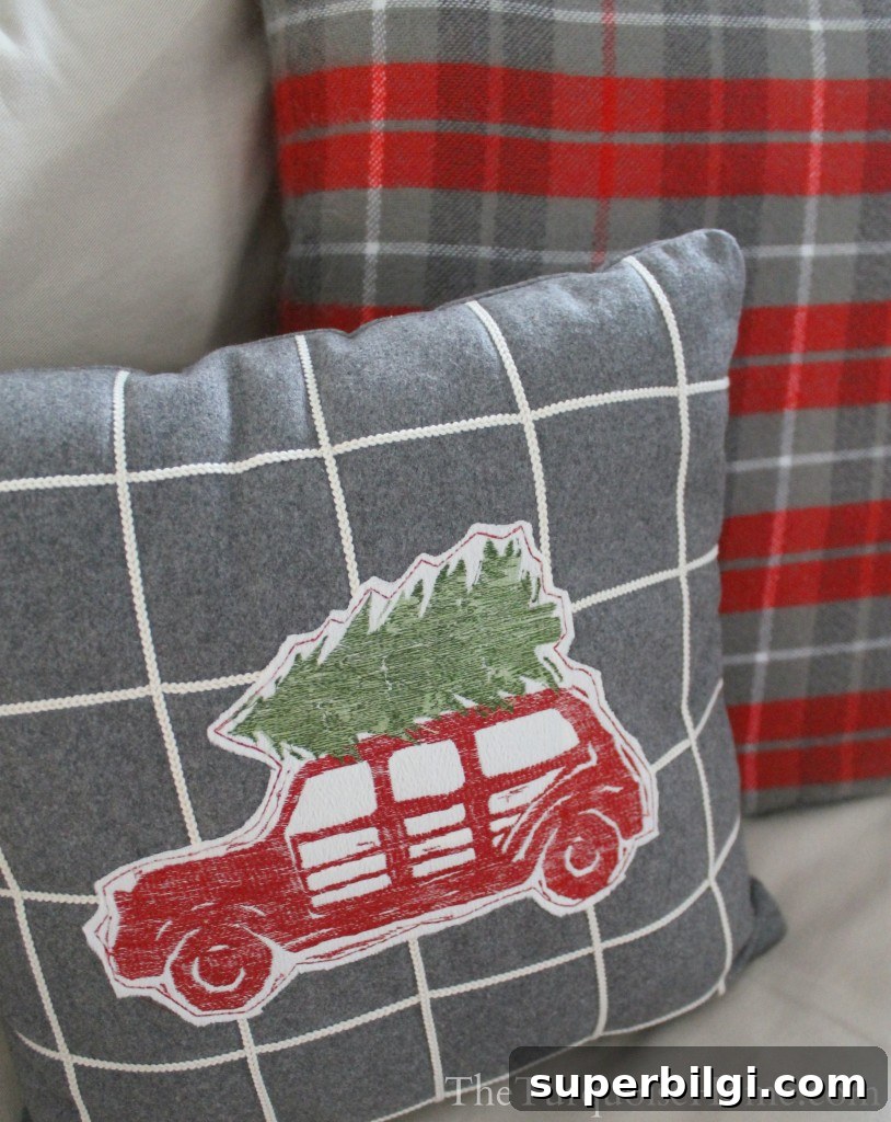 Christmas Home Tour 2013: Pretty in Plaid 15 Christmas Home Tour 2013: Pretty in Plaid