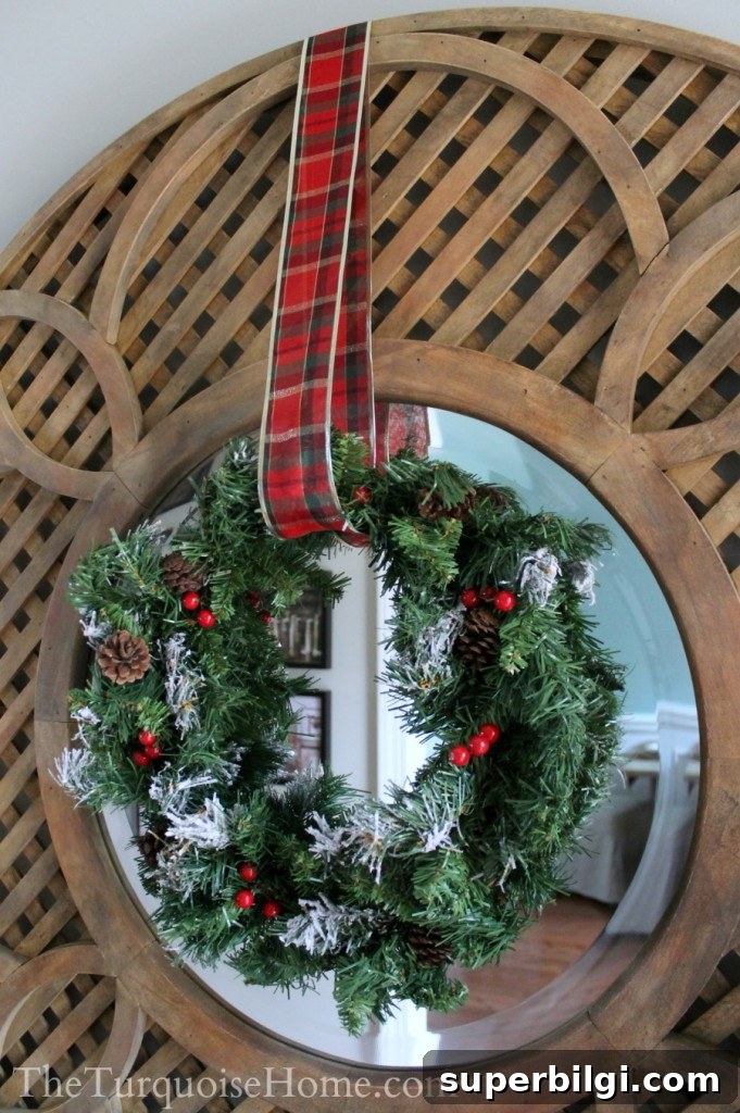Christmas Home Tour 2013: Pretty in Plaid 4 Christmas Home Tour 2013: Pretty in Plaid