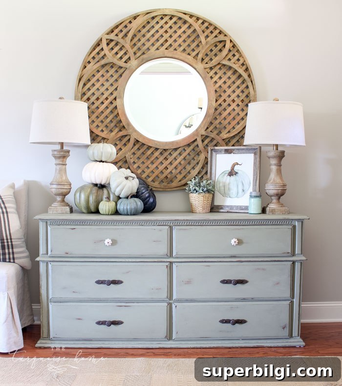 Neutral Fall Entryway and Kitchen Decor Ideas 13 Simple, neutral blues and greens fall entry way ...