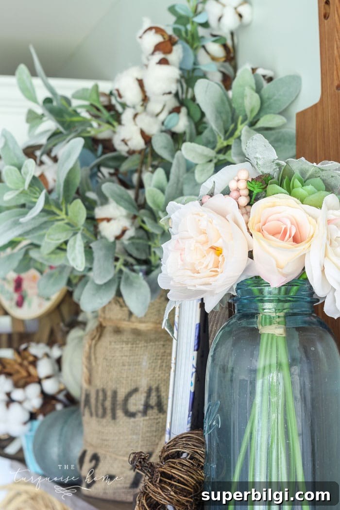 Neutral Fall Entryway and Kitchen Decor Ideas 4 Blush, blue and green autumn decor .. so perfect for those who don't like orange!