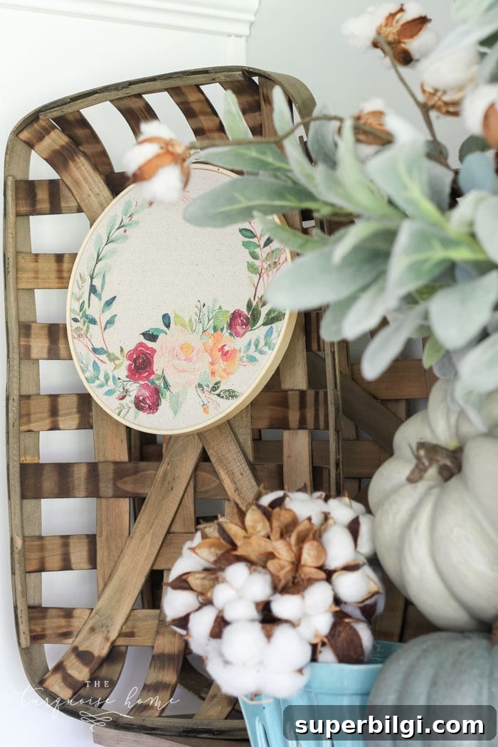 Neutral Fall Entryway and Kitchen Decor Ideas 9 The cutest little embroidery hoop made from a free printable --- love this!