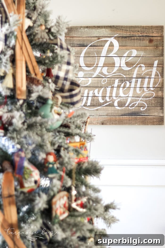 Farm-Fresh Christmas Tree Mantel Ideas 9 Fun and festive Christmas Tree with Be Grateful sign