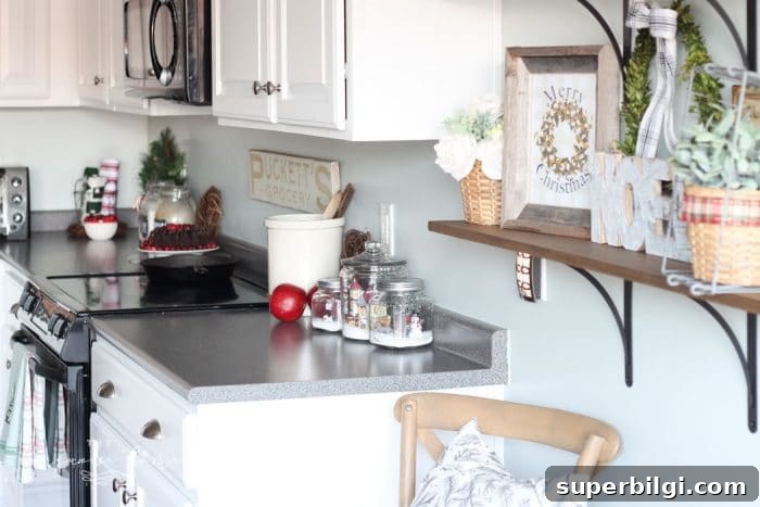 Farmhouse Christmas Kitchen Decorating Ideas 6 Adorable Farmhouse Christmas Kitchen ... and a real life tale of how this blogger balances motherhood and photo shoots. 🤪