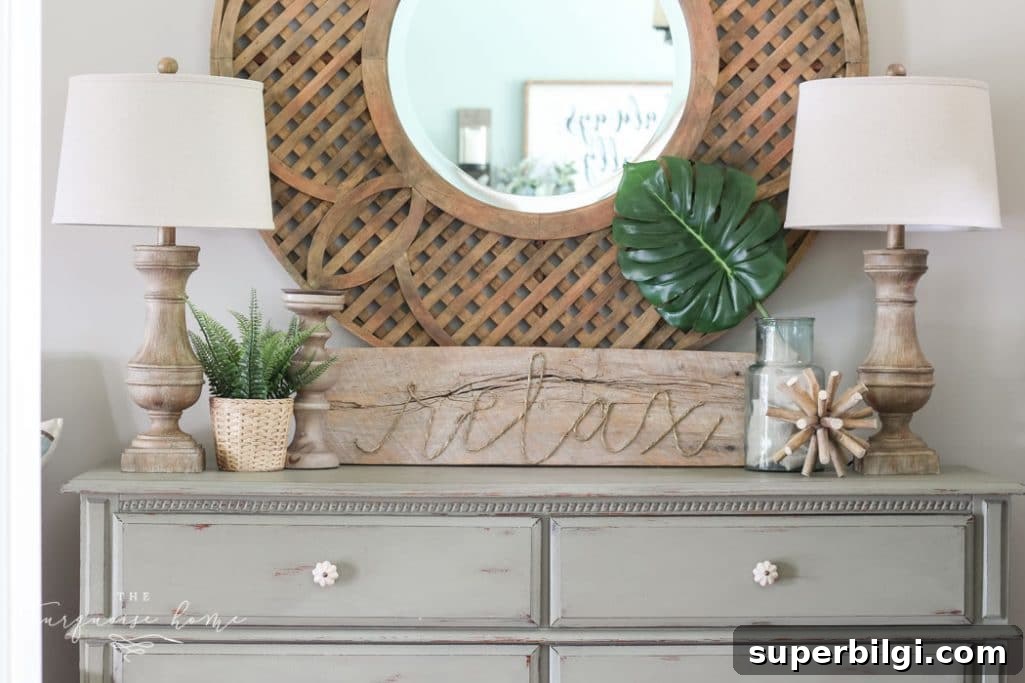Coastal Dining Room and Entryway Decor Ideas 14 Coastal Decor in the Foyer