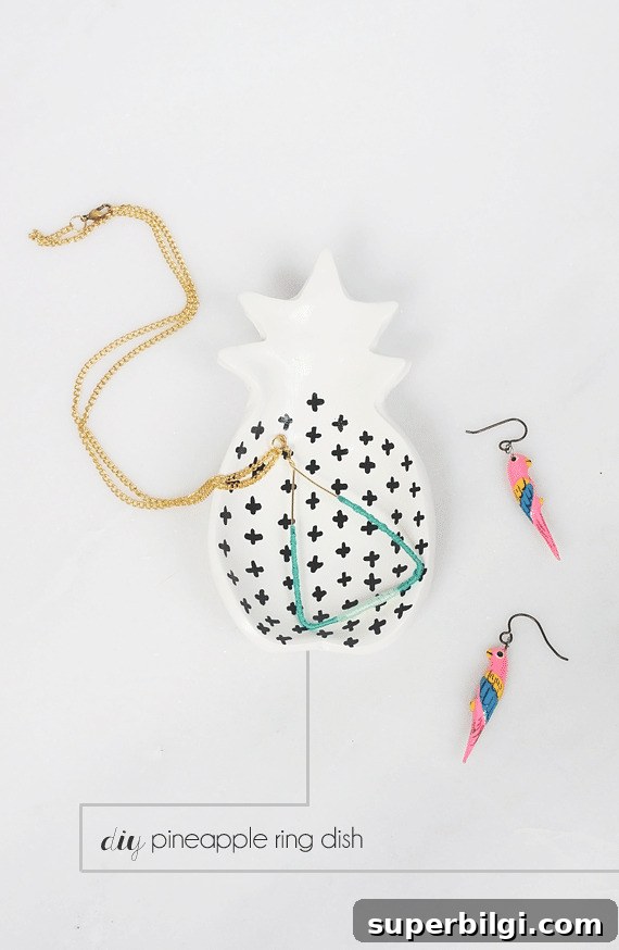 60+ DIY Christmas Gift Ideas for 2025 57 Pineapple Trinket Dish