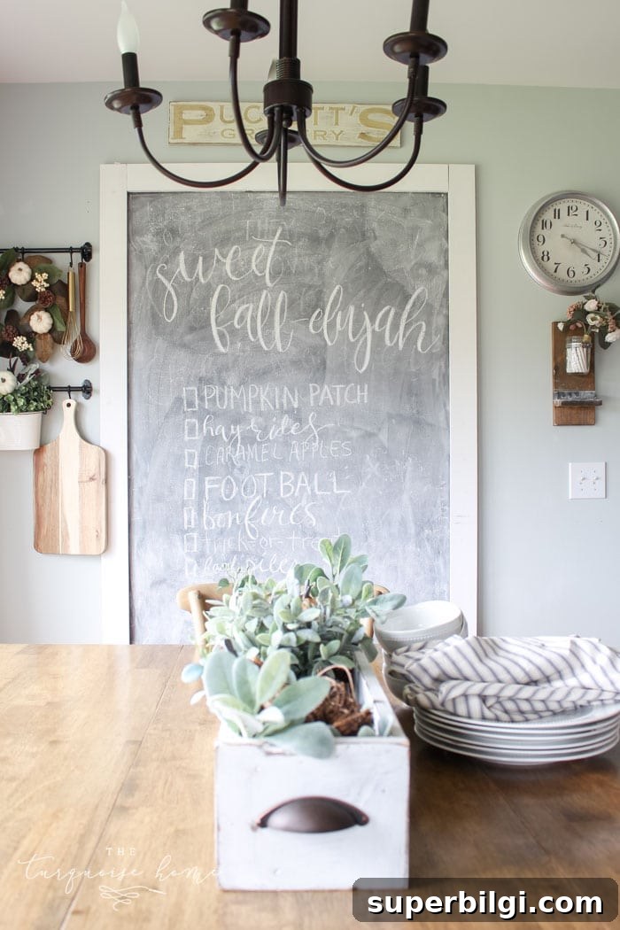 Fall Pumpkin Decor Ideas for Your Kitchen 11 Fall Eat-in Kitchen with Farmhouse Decor