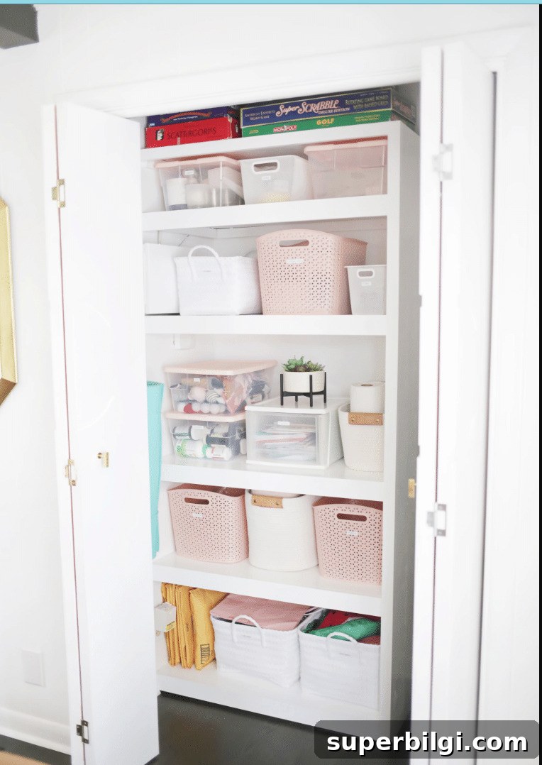 Linen Closet Organization: Smart Storage Tips and Ideas 3 How to Organize a Linen Closet from from A Beautiful Mess.
