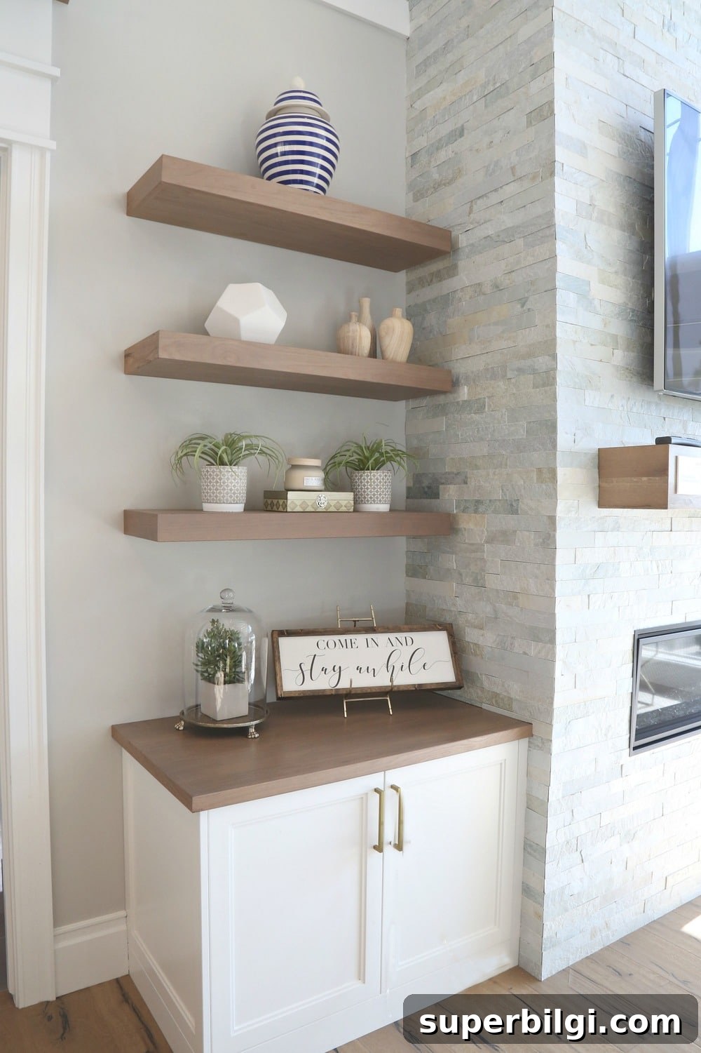 10 Gray Paint Colors That Transform Your Home 7 Gray Owl in the living room