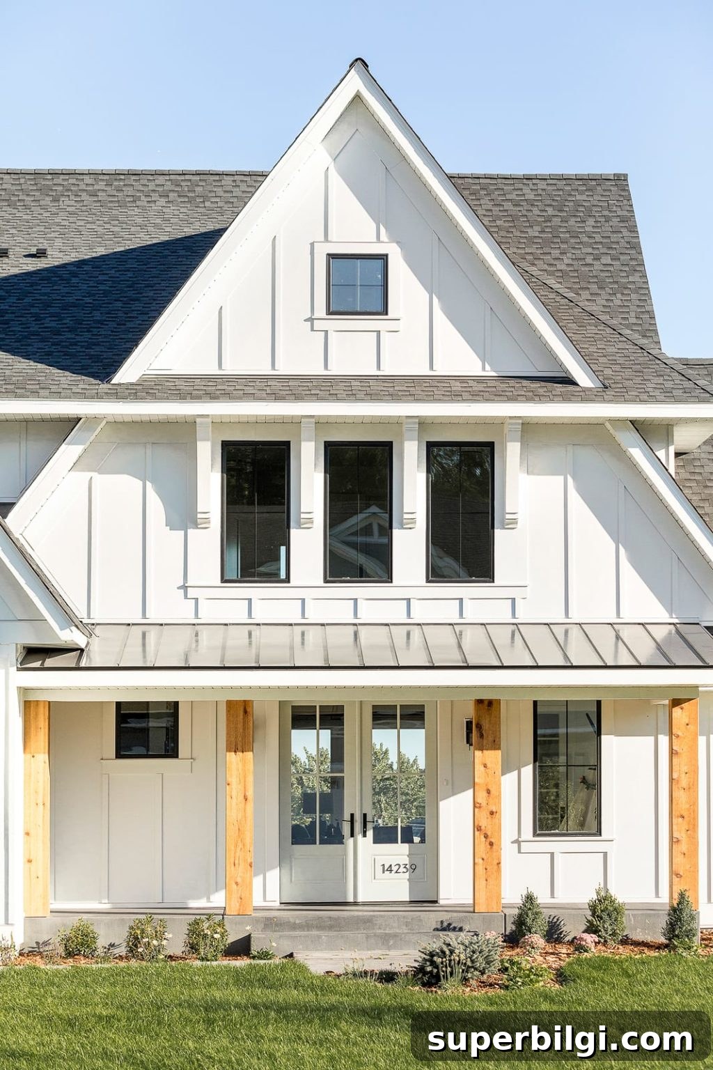 Sherwin-Williams Sea Salt SW 6204 Paint Color Guide 8 Sea Salt by Sherwin Williams front door