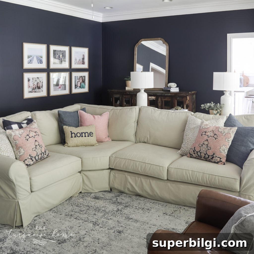 Benjamin Moore Hale Navy: Color Guide and Pairing Ideas 4 Hale Navy in the Living Room