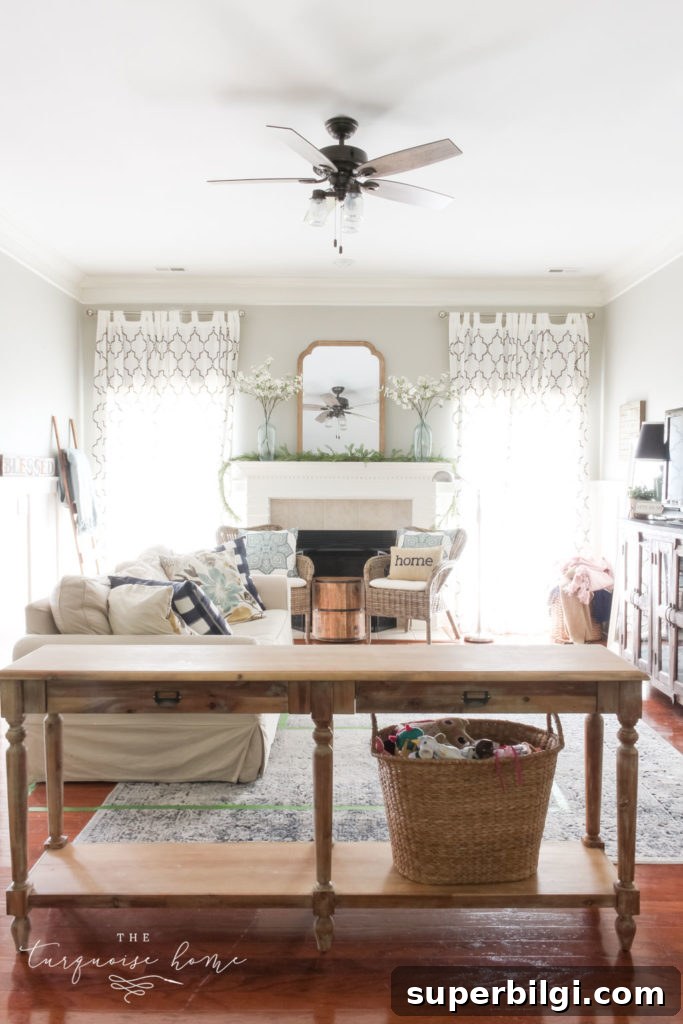 New Furniture Buying Guide: How to Choose and Buy 6 How to Choose a New Sofa and How to Put a Console Table Behind the Sofa