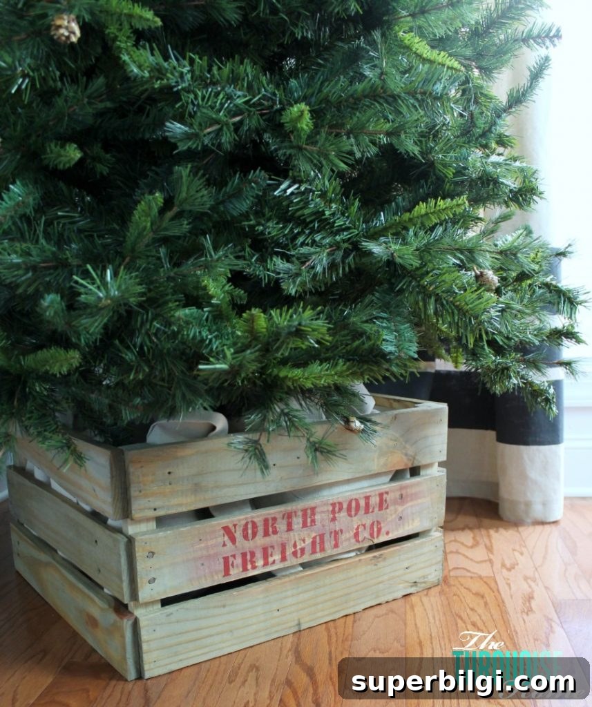 How to Make a Christmas Tree Collar: DIY Tutorial 8 How to Build a Crate from Pallets