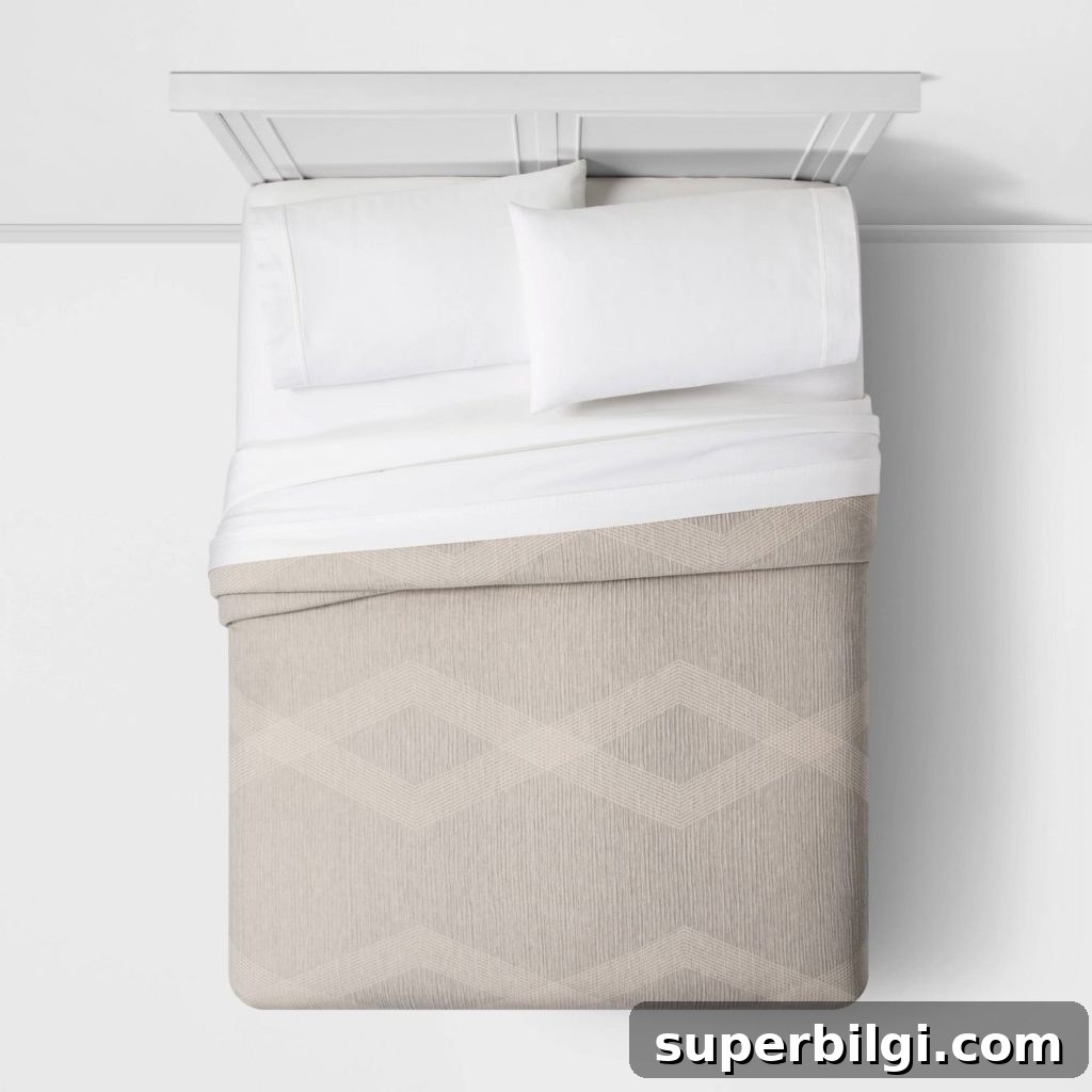 Farmhouse Bedding Ideas to Refresh Your Bedroom 9 Stripe Matelasse Quilt | farmhouse quilt