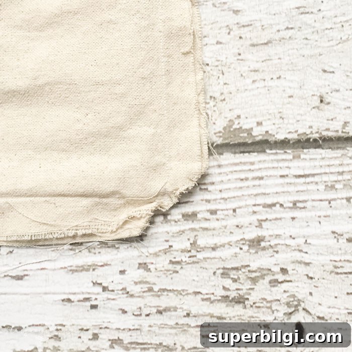 Trimming pillow corners