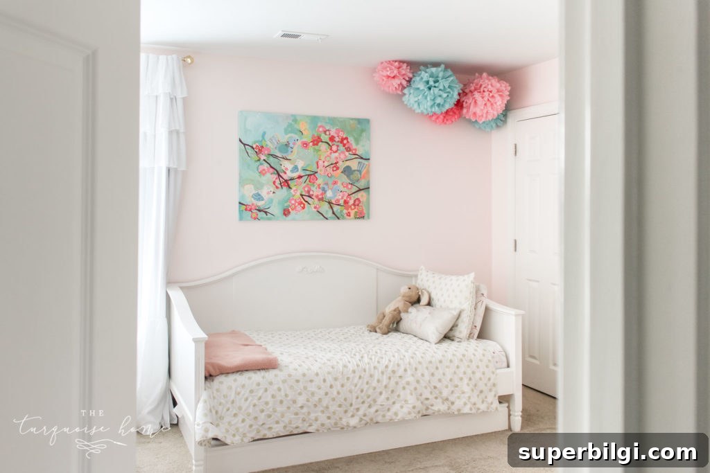Girls' Bedroom Decor Ideas: Chic and Creative Looks 2 Rooms decor ideas for girls | girls bedroom ideas | gold, pink and turquoise girls bedroom decor
