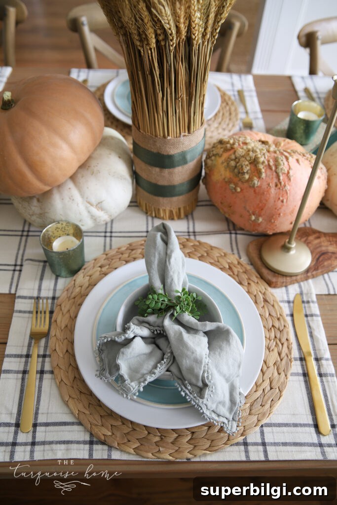 Thanksgiving Table Decorating Ideas for a Memorable Dinner 13 Simple, casual fall table setting