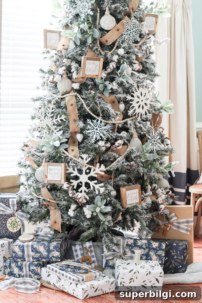 Stunning Christmas Tree Decorating Ideas 12 Flocked Farmhouse Christmas Tree