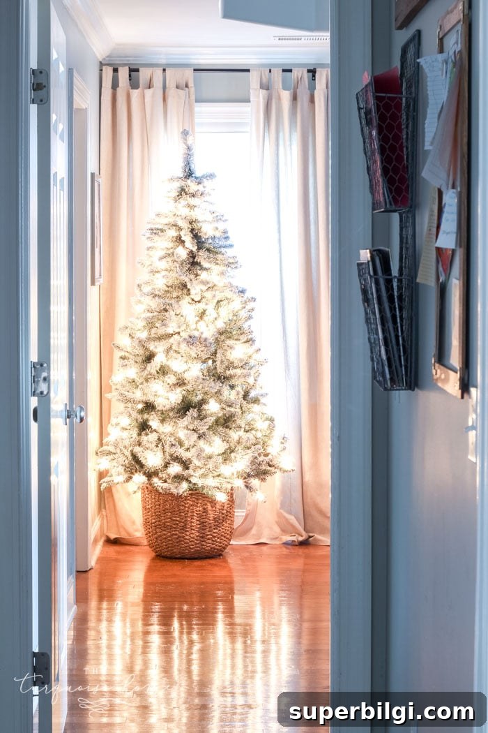Stunning Christmas Tree Decorating Ideas 5 Easy 5-Step DIY Christmas Tree Basket