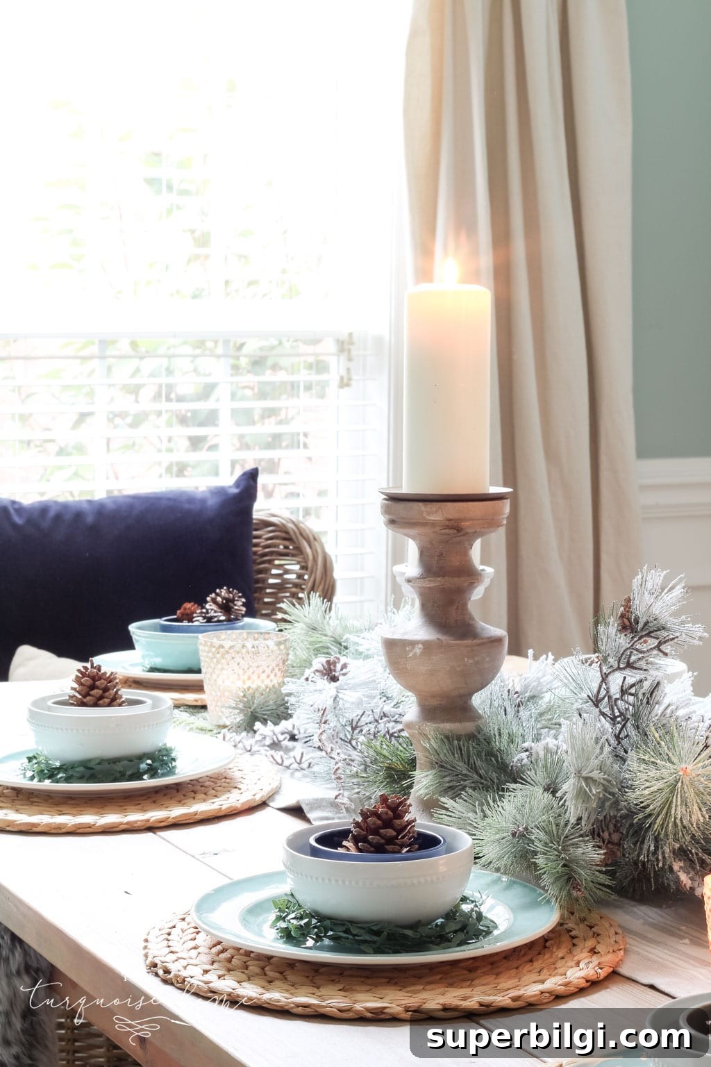 Winter Wonderland Dining Room Tablescape Ideas 5 Winter blue dining room decor