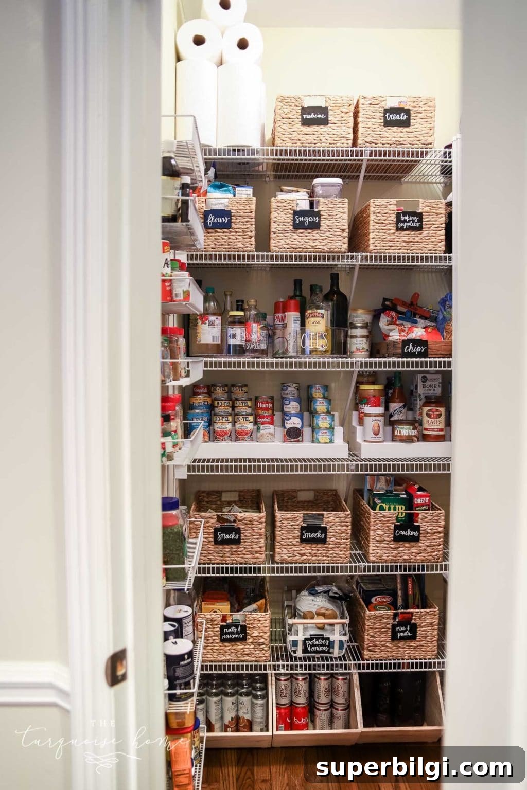 30-Day Decluttering Email Challenge to Clear Your Home 3 How to Organize a Pantry | Tips and Tricks for organizing a pantry